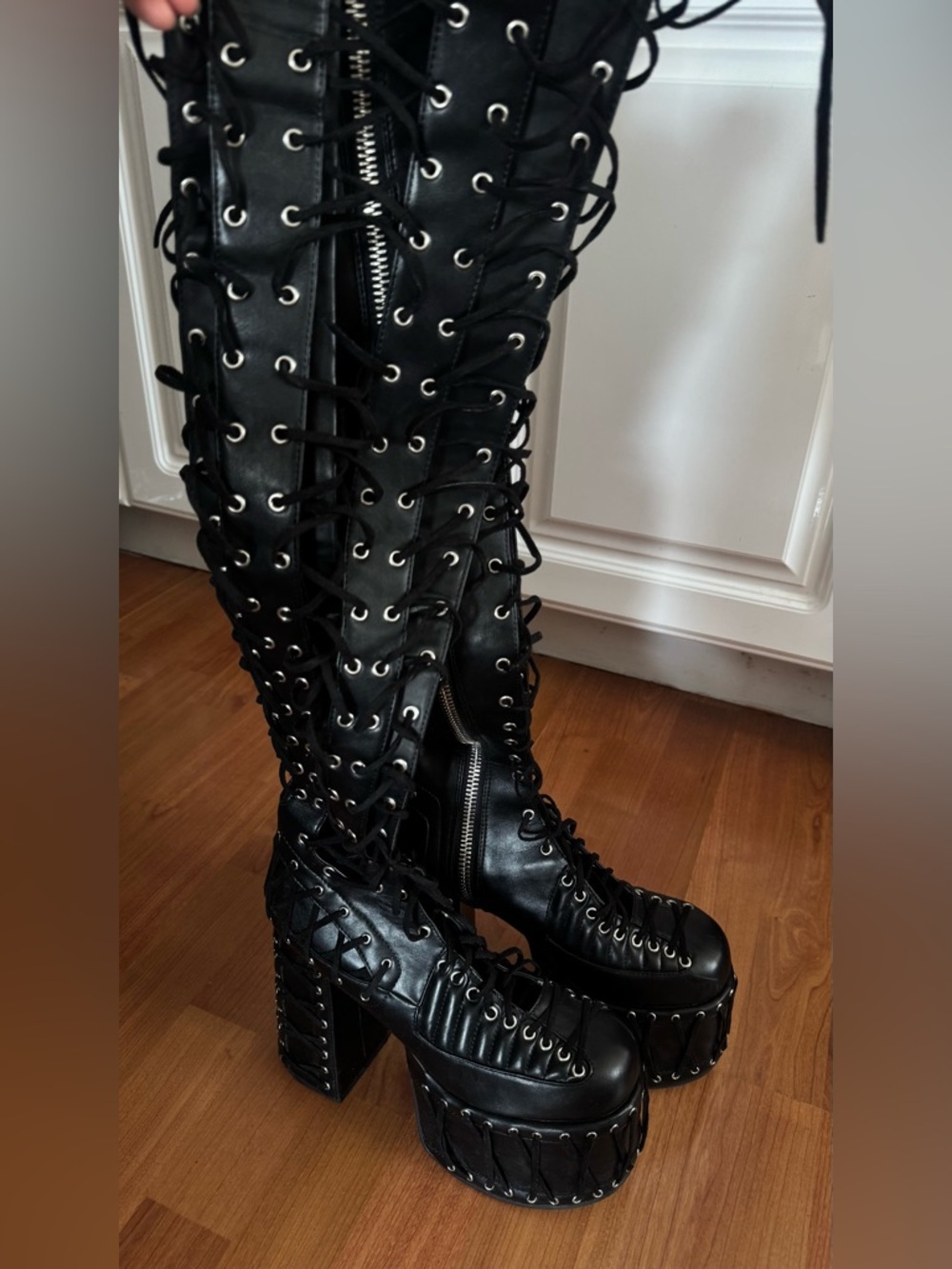 RARE Super Hot Platform Lace-Up Over-the-Knee Boots in Black (US8) Rave Festival